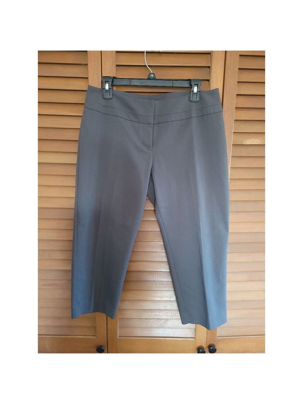 APT. 9 Women's Gray Capri Pants 10P
